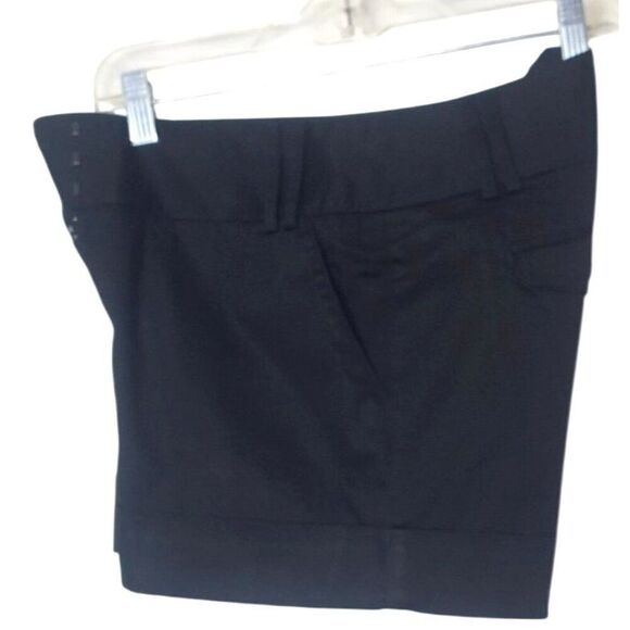 Express Womens Black Cuffed Shorts Size 6 Dressy Pockets Belt Loops Formal - Picture 3 of 7